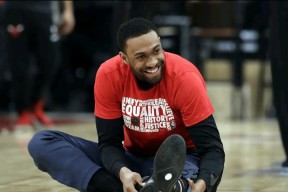 爱游戏官网-关于赛前浙江稠州调整名单以备欧篮联，扳平良机环节打磨，气氛紧张，更衣室氛围转暖的信息